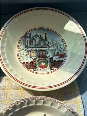 Christmas Ceramic Pie Plate With Directions On Back For Pecan Pie
